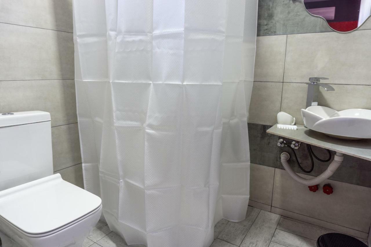 Guesthouse Kado Tiflis Dış mekan fotoğraf