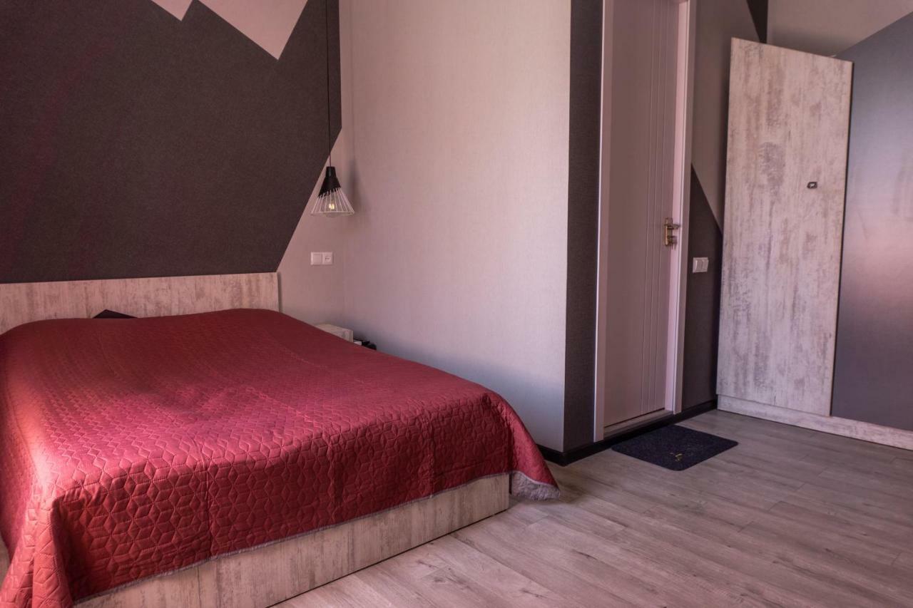 Guesthouse Kado Tiflis Dış mekan fotoğraf