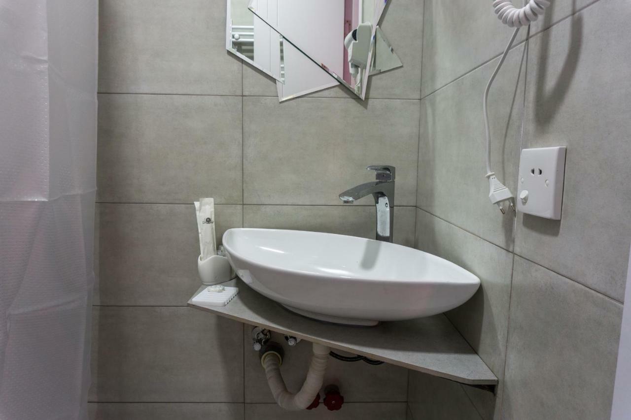 Guesthouse Kado Tiflis Dış mekan fotoğraf