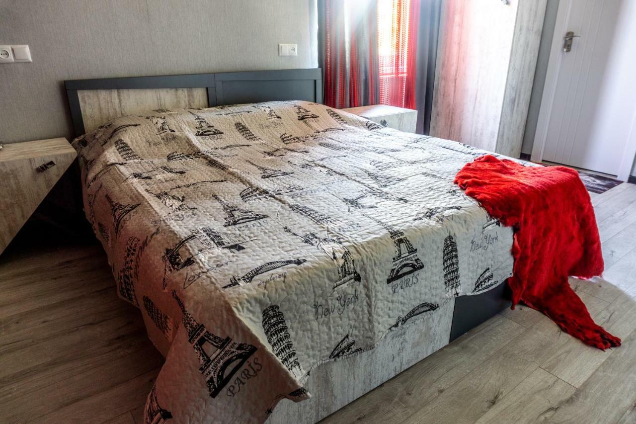 Guesthouse Kado Tiflis Dış mekan fotoğraf